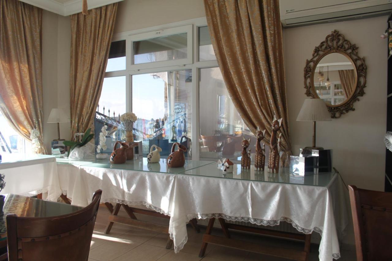 Foca Kumsal Hotel Экстерьер фото